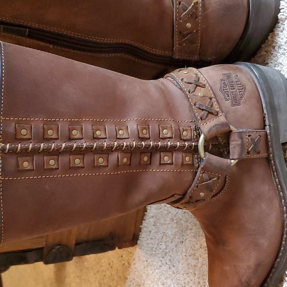 HD🏍 Womens Size 6.5 Boots 🏍